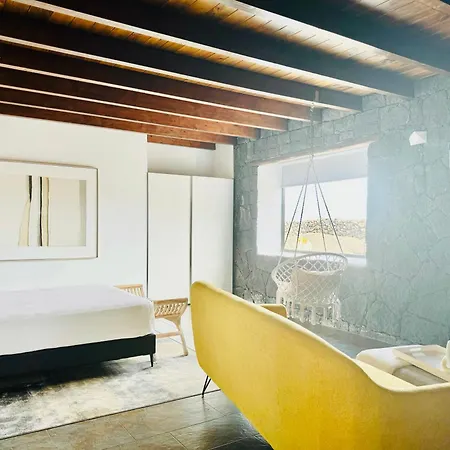 Canaryislandshost I Vinedos Casa de Férias Uga